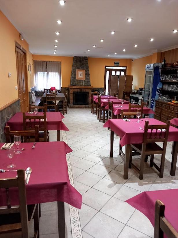 Hotel Rural Orquidea Velilla del Rio Carrion Экстерьер фото